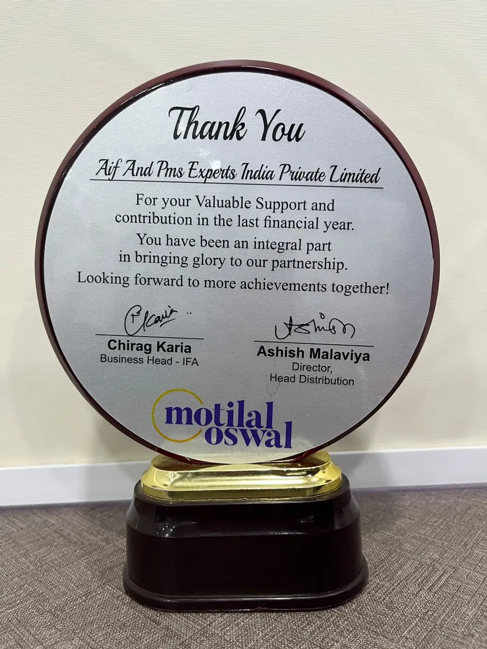 ALTPORT receiving the Motilal Oswal partnership award